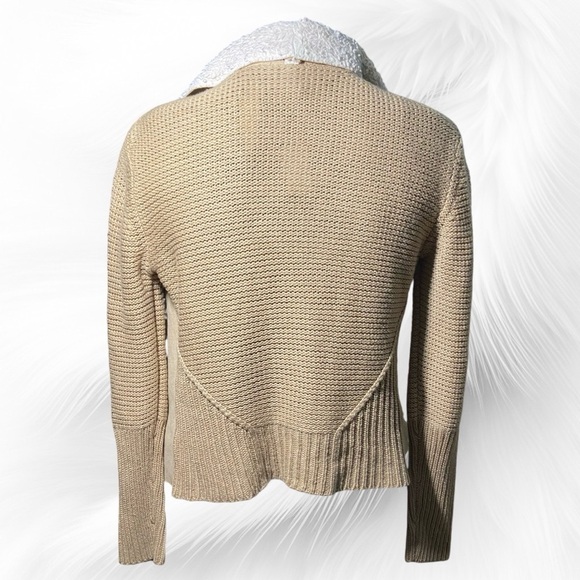 Women’s Knox Rose Vegan Suede Sweater XS Tan Machine Washable Poly/Acrylic - Picture 3 of 5
